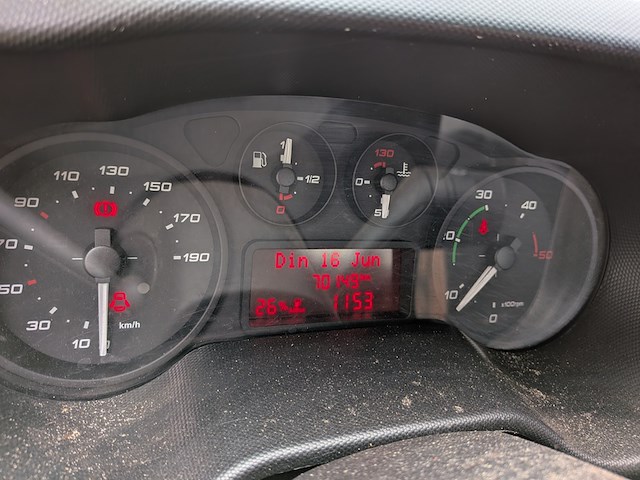 Bedrijfsauto, iveco, daily 50c15 3.0 345, 2014 - afbeelding 25 van  35