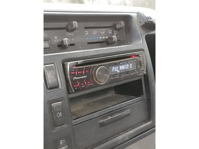 Bedrijfsauto kipper toyota, dyna 3.0 d-4d, bouwjaar 2010 - afbeelding 14 van  28