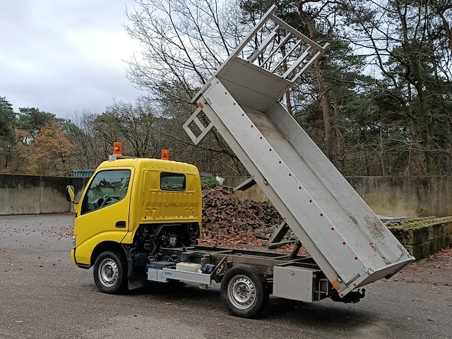 Bedrijfsauto kipper toyota, dyna 3.0 d-4d comfort, bouwjaar 2010 - afbeelding 14 van  25