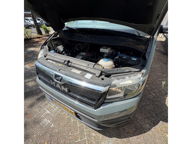 Bedrijfsauto, man, tge, grijs, 2018 - afbeelding 40 van  43