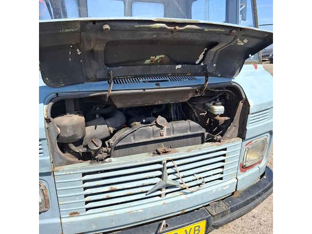 Bedrijfsauto, mercedes-benz, l 608d, bakwagen met hydraulische kraan, 1977 - afbeelding 16 van  45