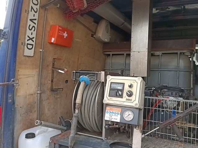 Bedrijfsauto, mercedes-benz, sprinter 311 cdi met hogedrukreiniger dibo, 311 cdi 2.2 300, 2000 - afbeelding 8 van  33