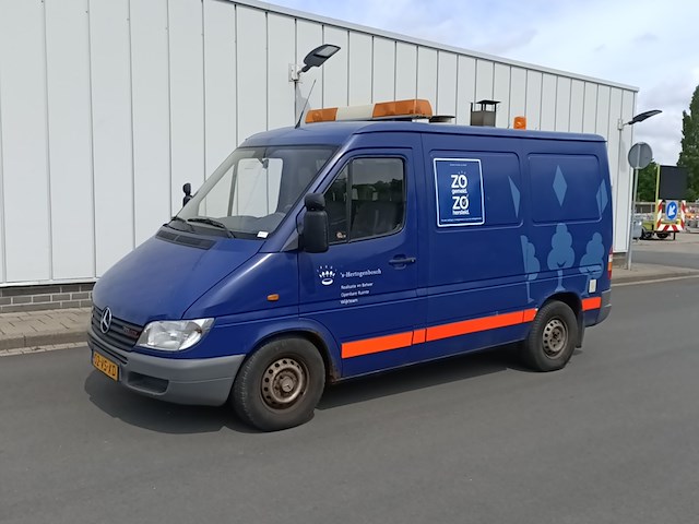 Bedrijfsauto, mercedes-benz, sprinter 311 cdi met hogedrukreiniger dibo, 311 cdi 2.2 300, 2000 - afbeelding 1 van  33