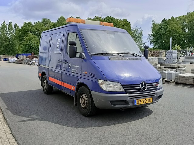 Bedrijfsauto, mercedes-benz, sprinter 311 cdi met hogedrukreiniger dibo, 311 cdi 2.2 300, 2000 - afbeelding 30 van  33