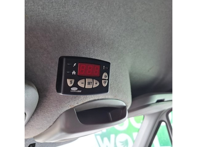 Bedrijfsauto, mercedes-benz, sprinter, 414 2.2 cdi 432 hd, 2018 - afbeelding 32 van  46