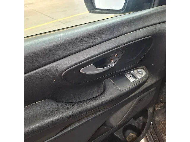 Bedrijfsauto, mercedes-benz, v-klasse, 2017 - afbeelding 31 van  70