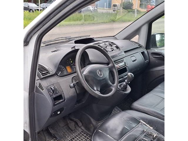 Bedrijfsauto, mercedes-benz, vito, 110 cdi 320 functional lang, 2011 - afbeelding 2 van  61