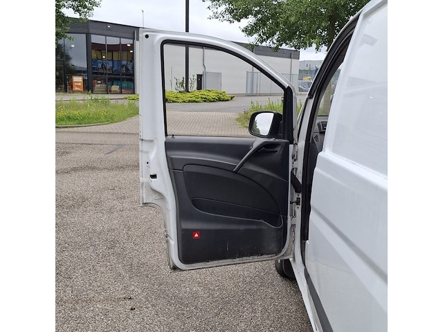 Bedrijfsauto, mercedes-benz, vito, 110 cdi 320 functional lang, 2011 - afbeelding 17 van  61