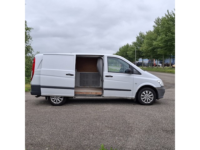 Bedrijfsauto, mercedes-benz, vito, 110 cdi 320 functional lang, 2011 - afbeelding 29 van  61