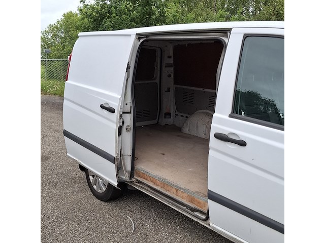 Bedrijfsauto, mercedes-benz, vito, 110 cdi 320 functional lang, 2011 - afbeelding 31 van  61