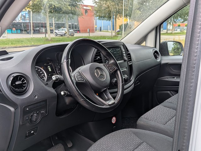 Bedrijfsauto, mercedes-benz, vito 116 cdi lang, 2021 - afbeelding 13 van  36
