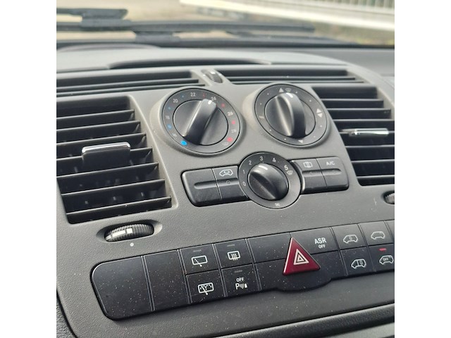 Bedrijfsauto, mercedes-benz, vito, 2011 - afbeelding 11 van  47