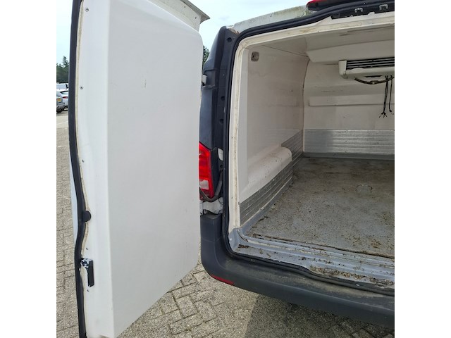 Bedrijfsauto, mercedes-benz, vito, 2015 - afbeelding 16 van  39