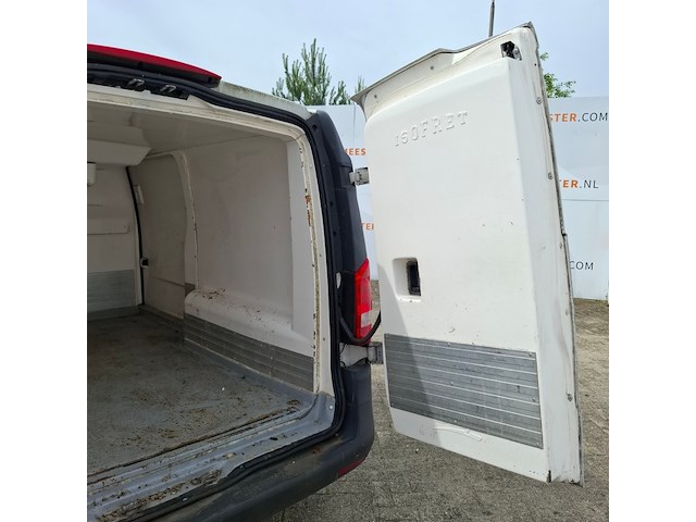 Bedrijfsauto, mercedes-benz, vito, 2015 - afbeelding 20 van  39