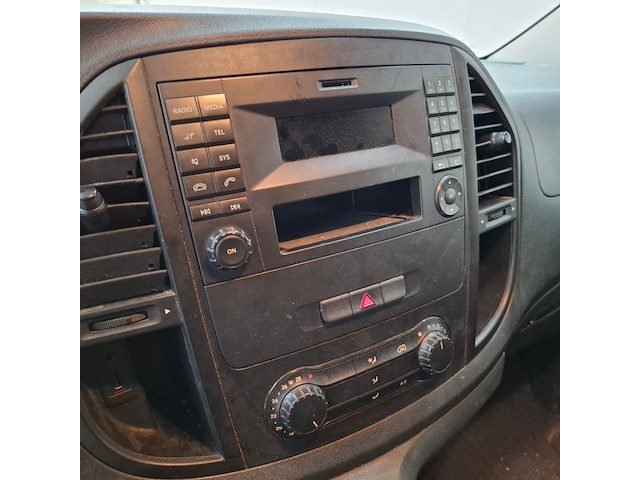 Bedrijfsauto, mercedes-benz, vito, 2018 - afbeelding 41 van  70