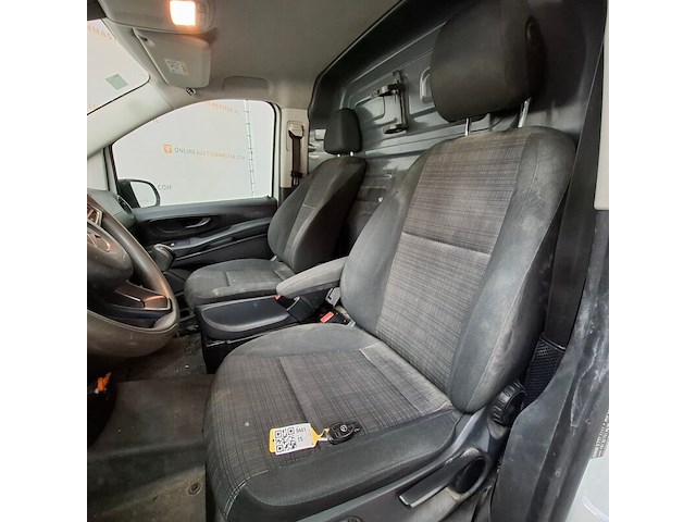 Bedrijfsauto, mercedes-benz, vito, 2019 - afbeelding 35 van  65