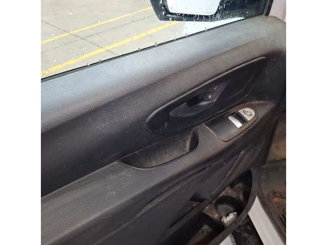 Bedrijfsauto, mercedes benz, vito, 2019 - afbeelding 35 van  77