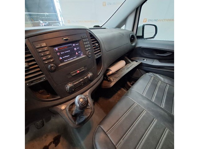 Bedrijfsauto, mercedes benz, vito, 2019 - afbeelding 46 van  77