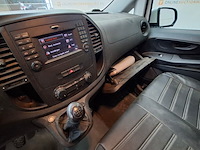 Bedrijfsauto, mercedes benz, vito, 2019 - afbeelding 46 van  77