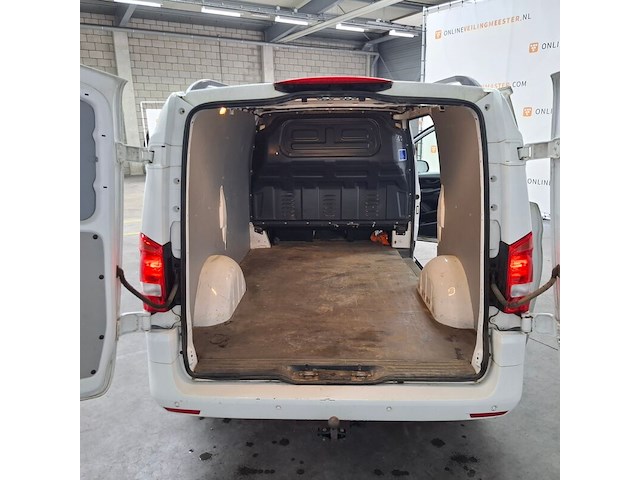 Bedrijfsauto, mercedes benz, vito, 2019 - afbeelding 48 van  77