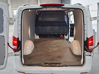 Bedrijfsauto, mercedes benz, vito, 2019 - afbeelding 48 van  77