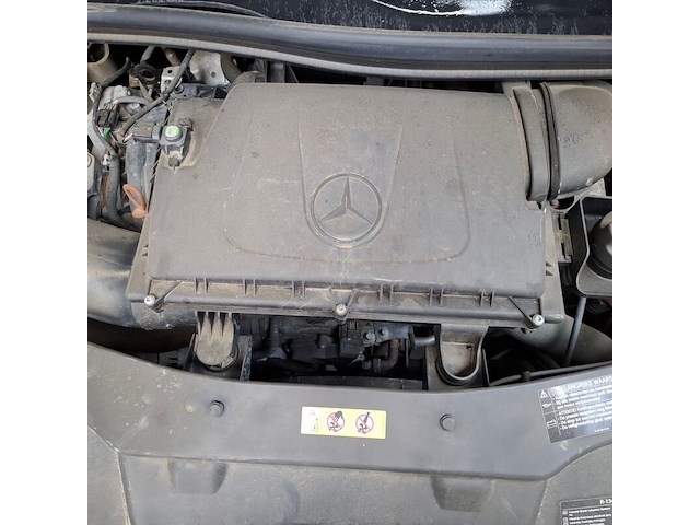Bedrijfsauto, mercedes benz, vito, 2019 - afbeelding 53 van  77