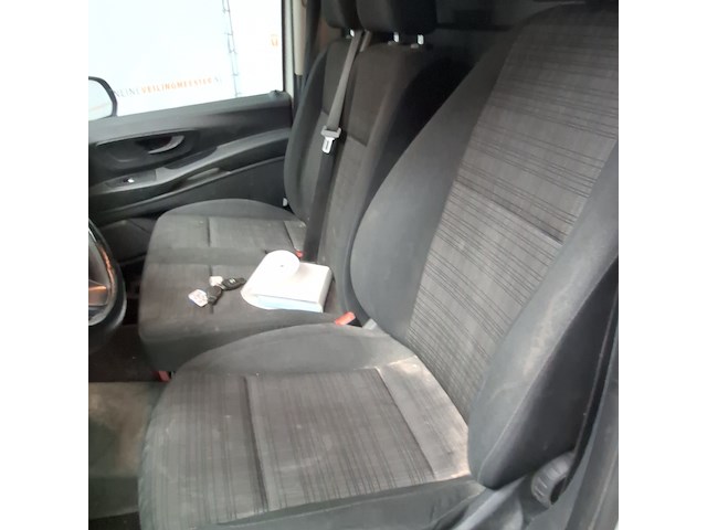 Bedrijfsauto, mercedes benz, vito - afbeelding 3 van  42