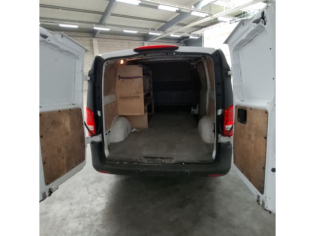Bedrijfsauto, mercedes benz, vito - afbeelding 14 van  42