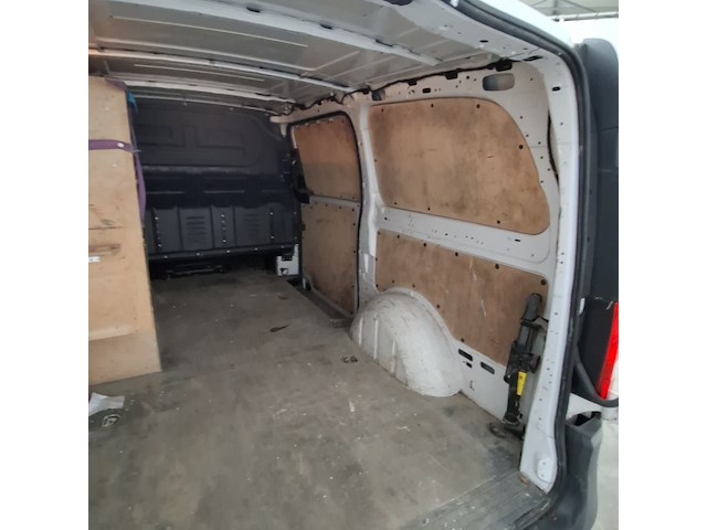 Bedrijfsauto, mercedes benz, vito - afbeelding 17 van  42