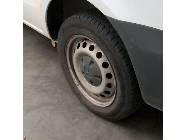 Bedrijfsauto, mercedes benz, vito - afbeelding 33 van  42