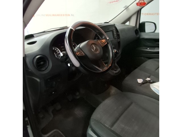 Bedrijfsauto, mercedes benz, vito - afbeelding 42 van  42
