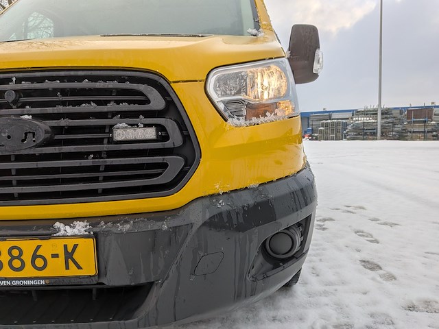 Bedrijfsauto met autolaadkraan, ford, transit 310 2.2 tdci l2h1 dc ambiente, 2015 - afbeelding 2 van  35