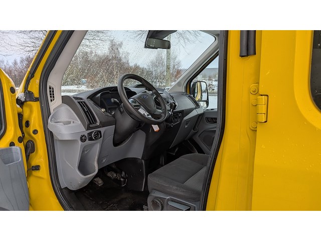 Bedrijfsauto met autolaadkraan, ford, transit 310 2.2 tdci l2h1 dc ambiente, 2015 - afbeelding 19 van  35