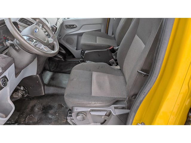 Bedrijfsauto met autolaadkraan, ford, transit 310 2.2 tdci l2h1 dc ambiente, 2015 - afbeelding 21 van  35