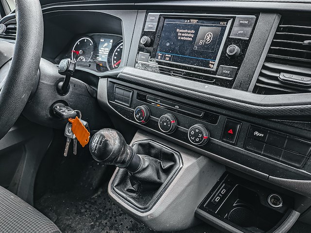 Bedrijfsauto met glasresteel volkswagen, transporter 2.0 tdi l1h1 26 economy business, bouwjaar 2020 - afbeelding 16 van  30