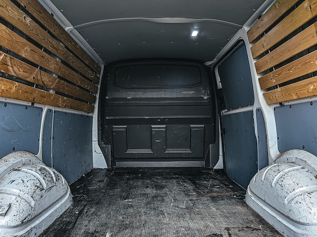 Bedrijfsauto met glasresteel volkswagen, transporter 2.0 tdi l1h1 26 economy business, bouwjaar 2020 - afbeelding 19 van  30