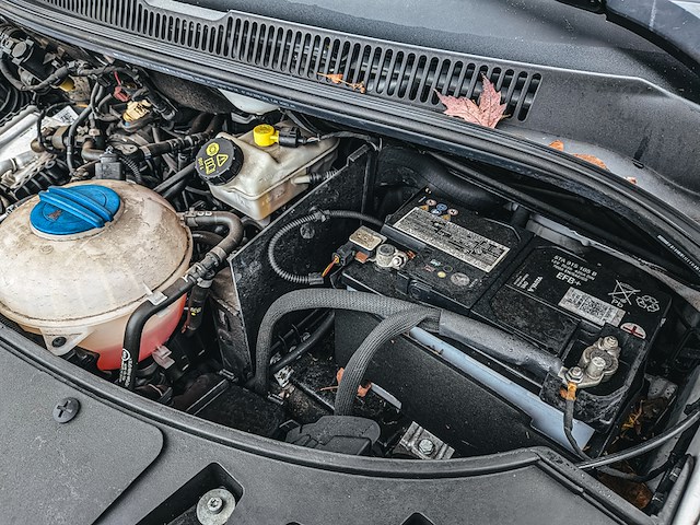 Bedrijfsauto met glasresteel volkswagen, transporter 2.0 tdi l1h1 26 economy business, bouwjaar 2020 - afbeelding 22 van  30