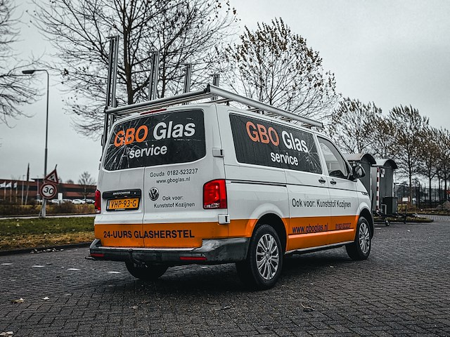 Bedrijfsauto met glasresteel volkswagen, transporter 2.0 tdi l1h1 26 economy business, bouwjaar 2020 - afbeelding 23 van  30