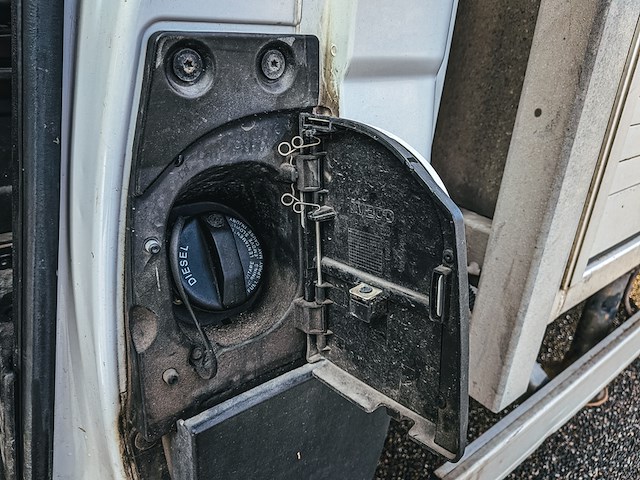 Bedrijfsauto met kipfunctie & autolaadkraan, iveco, daily 35c13d 2.3 345, 2016 - afbeelding 4 van  39