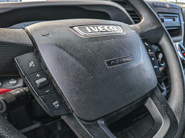 Bedrijfsauto met kipfunctie & autolaadkraan, iveco, daily 35c13d 2.3 345, 2016 - afbeelding 20 van  39