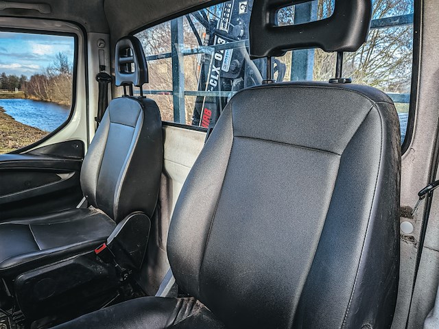 Bedrijfsauto met kipfunctie & autolaadkraan, iveco, daily 35c13d 2.3 345, 2016 - afbeelding 28 van  39