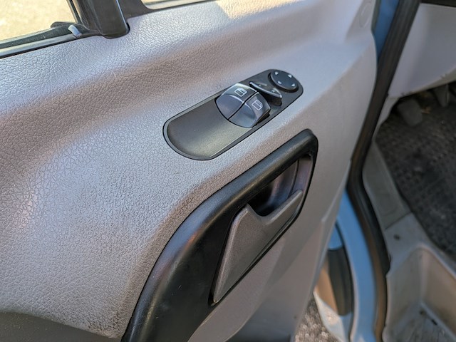 Bedrijfsauto met kipfunctie, volkswagen, crafter 46 2.0 tdi l3h1 dc, 2015 - afbeelding 21 van  37