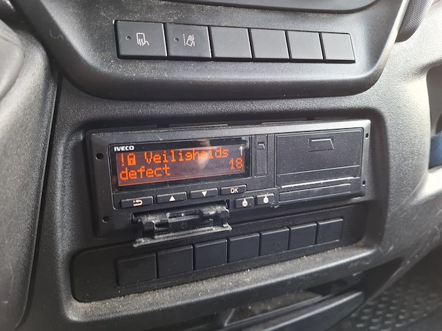 Bedrijfsauto met koelinstallatie, iveco, daily be-combi 3500plus, 2021 - afbeelding 9 van  51