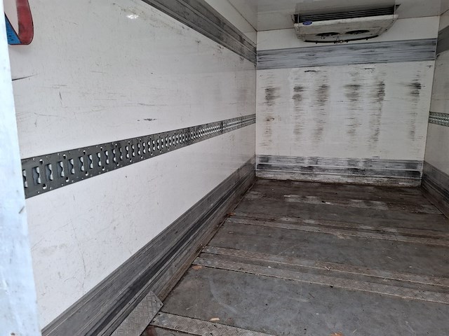 Bedrijfsauto met koelinstallatie, mitsubishi / fuso, canter 3c13 3.0 di 340, 2015 - afbeelding 4 van  51