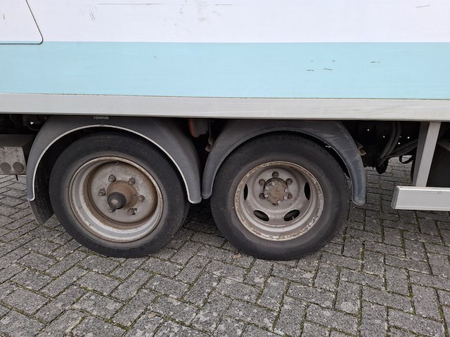 Bedrijfsauto met koelinstallatie, mitsubishi / fuso, canter 3c13 3.0 di 340, 2015 - afbeelding 37 van  51