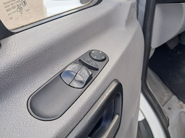 Bedrijfsauto met laadklep, mercedes-benz, sprinter, 2012 - afbeelding 25 van  70