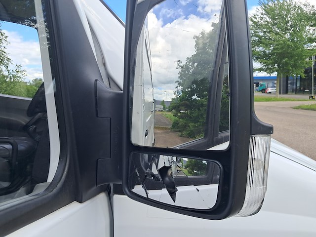 Bedrijfsauto met laadklep, mercedes-benz, sprinter, 2012 - afbeelding 47 van  70