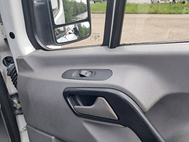 Bedrijfsauto met laadklep, mercedes-benz, sprinter, 2012 - afbeelding 48 van  70