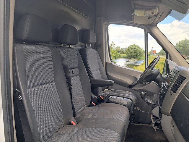 Bedrijfsauto met laadklep, mercedes-benz, sprinter, 2012 - afbeelding 49 van  70