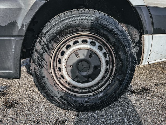 Bedrijfsauto met laadklep, mercedes-benz, sprinter 313 2.2 cdi 432 hd, 2012 - afbeelding 10 van  39